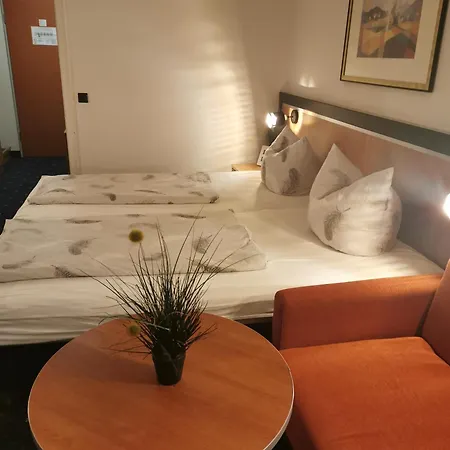 Apartment Am *